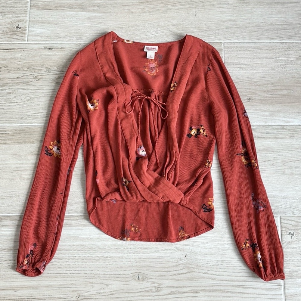 Mossimo Supply Co. Rust Floral Long Sleeve Top